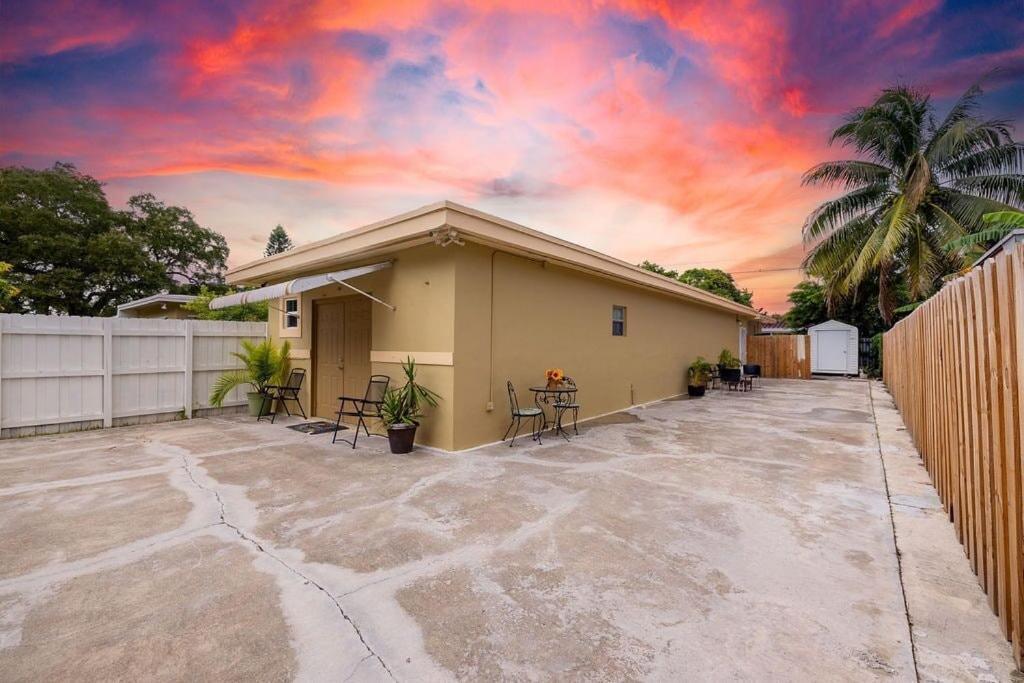 Private Suite In North Miami นอร์ทไมอามีบีช ภายนอก รูปภาพ